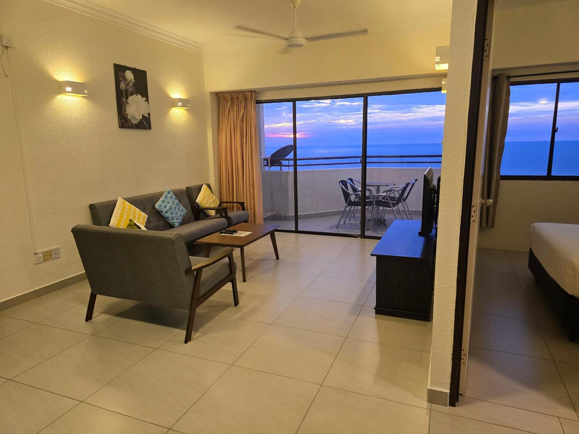Green Ocean Seaview Apartment Batu Feringgi Ngoại thất bức ảnh